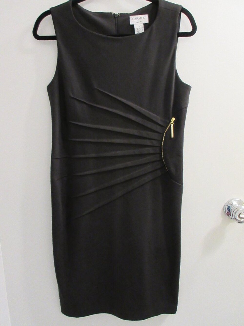 Carmen Marc Valvo Womens Size M Black Sleeveless Ponte Knit Sheath Dress NWOT